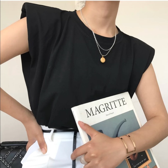 Meet your posher, Nancy! - Picture 3 of 8